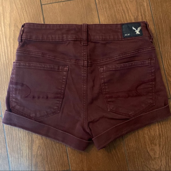 American Eagle Hi-Rise Shorts - Picture 2 of 3